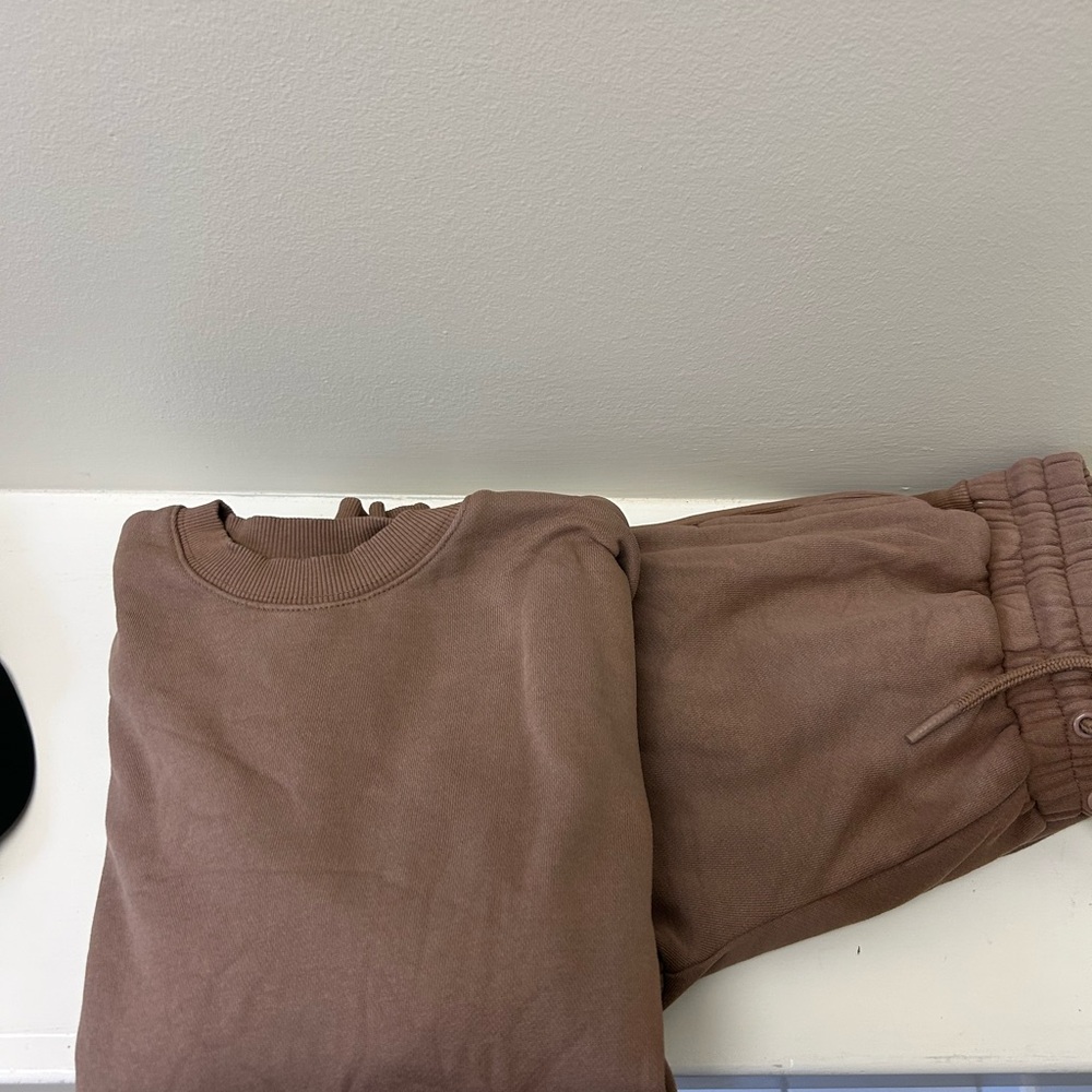 Size XS/S Quince Women's Tan Jogger Set - Picture 2 of 5